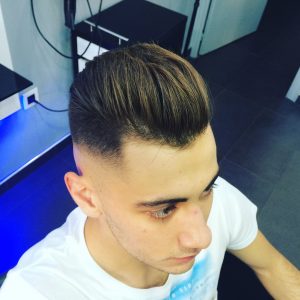Peinados años ’50 POMPADOUR